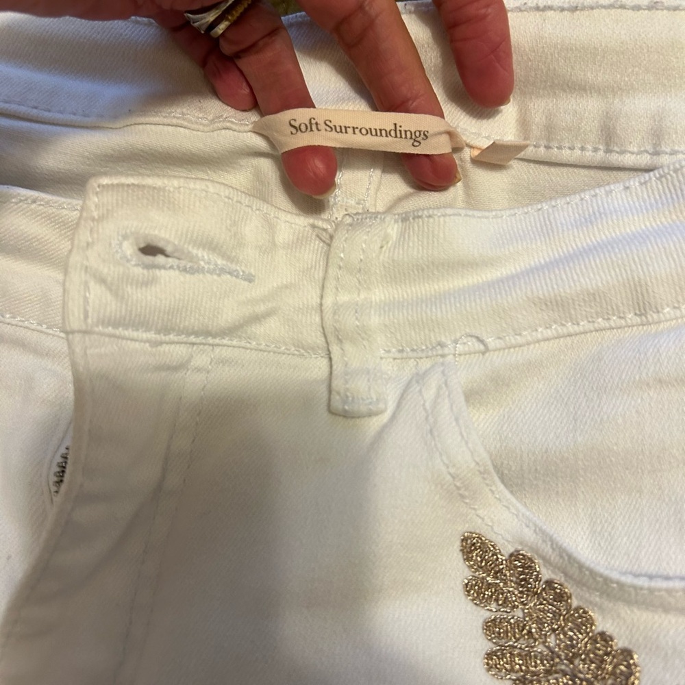 Women's Embroidered White and Gold Jeans - Picture 8 of 8
